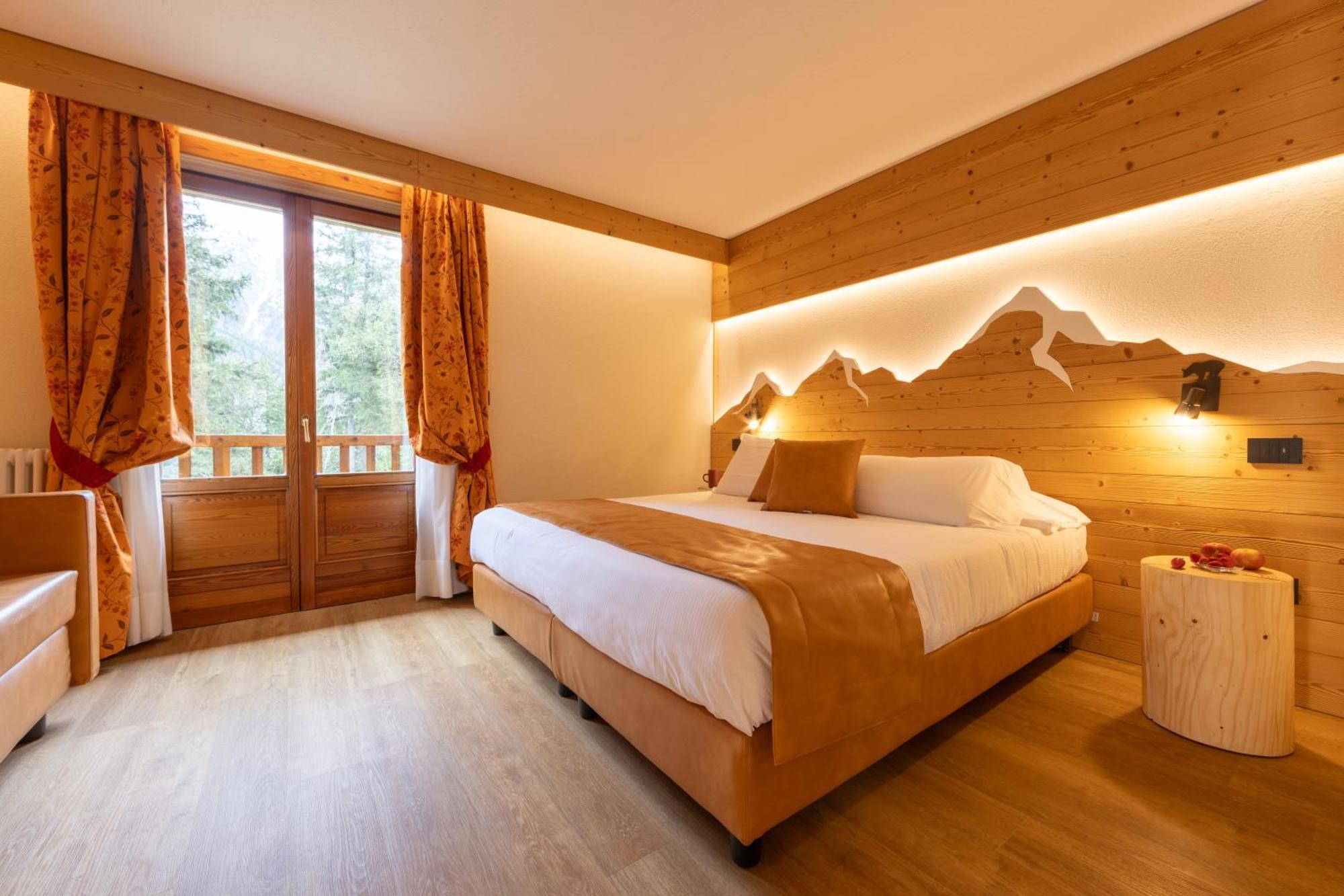 Hotel Petit Tournalin Champoluc Exterior foto