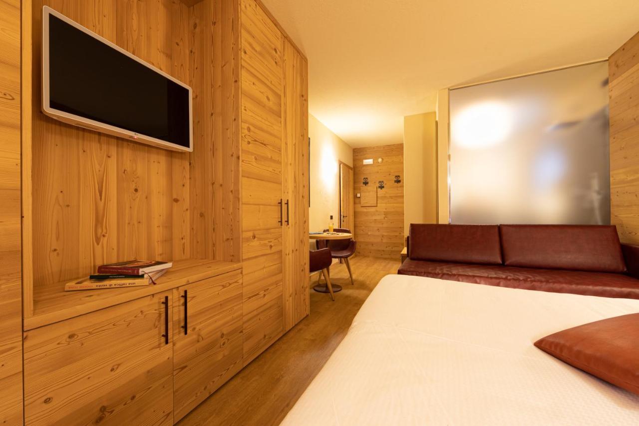 Hotel Petit Tournalin Champoluc Exterior foto